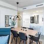 Inf26h- Comfortable And Spacious Apartment
