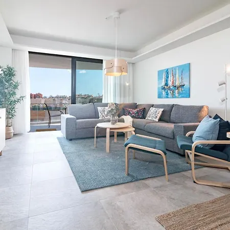 Inf26h- Comfortable And Spacious *