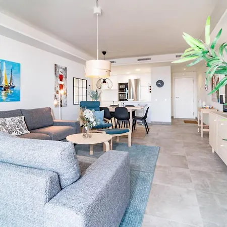 Inf26h- Comfortable And Spacious