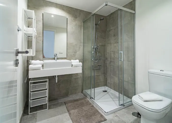 Inf26h- Comfortable And Spacious Естепона