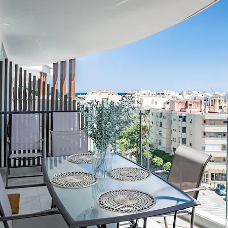 Inf26h- Comfortable And Spacious *