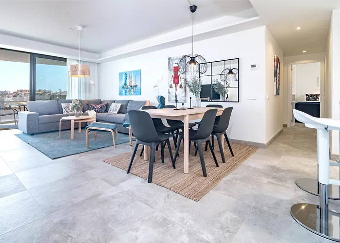 Inf26h- Comfortable And Spacious